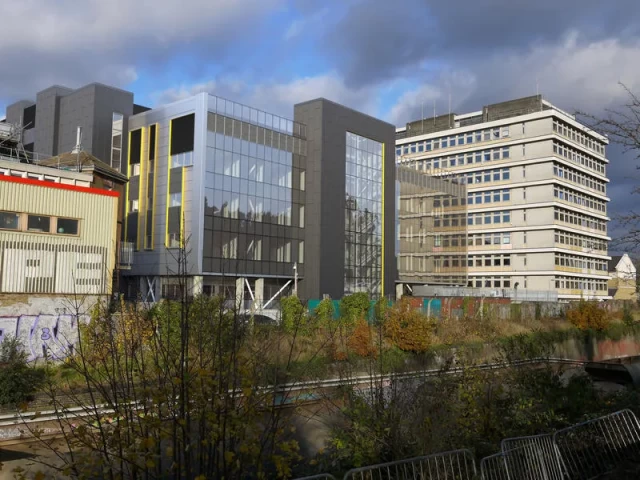 Kings College Hospital Critical Care Unit3.jpg