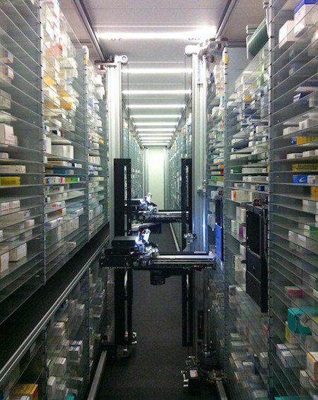 Guys St Thomas Pharmacy Robot3